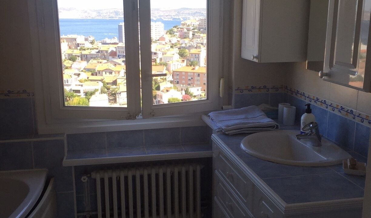 Photo of Bathroom in 7th Arrondissement