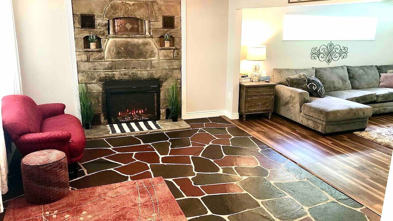 Photo of Livingroom in Mill Run