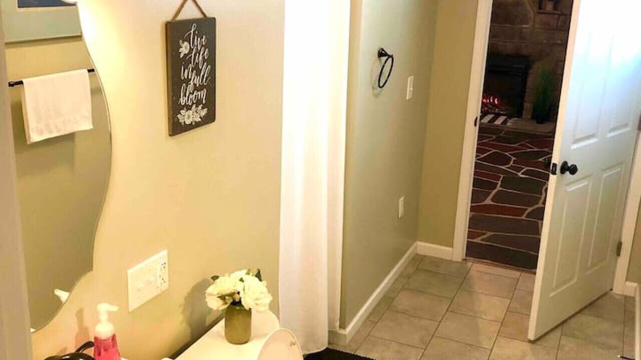 Photo of Bathroom in Mill Run