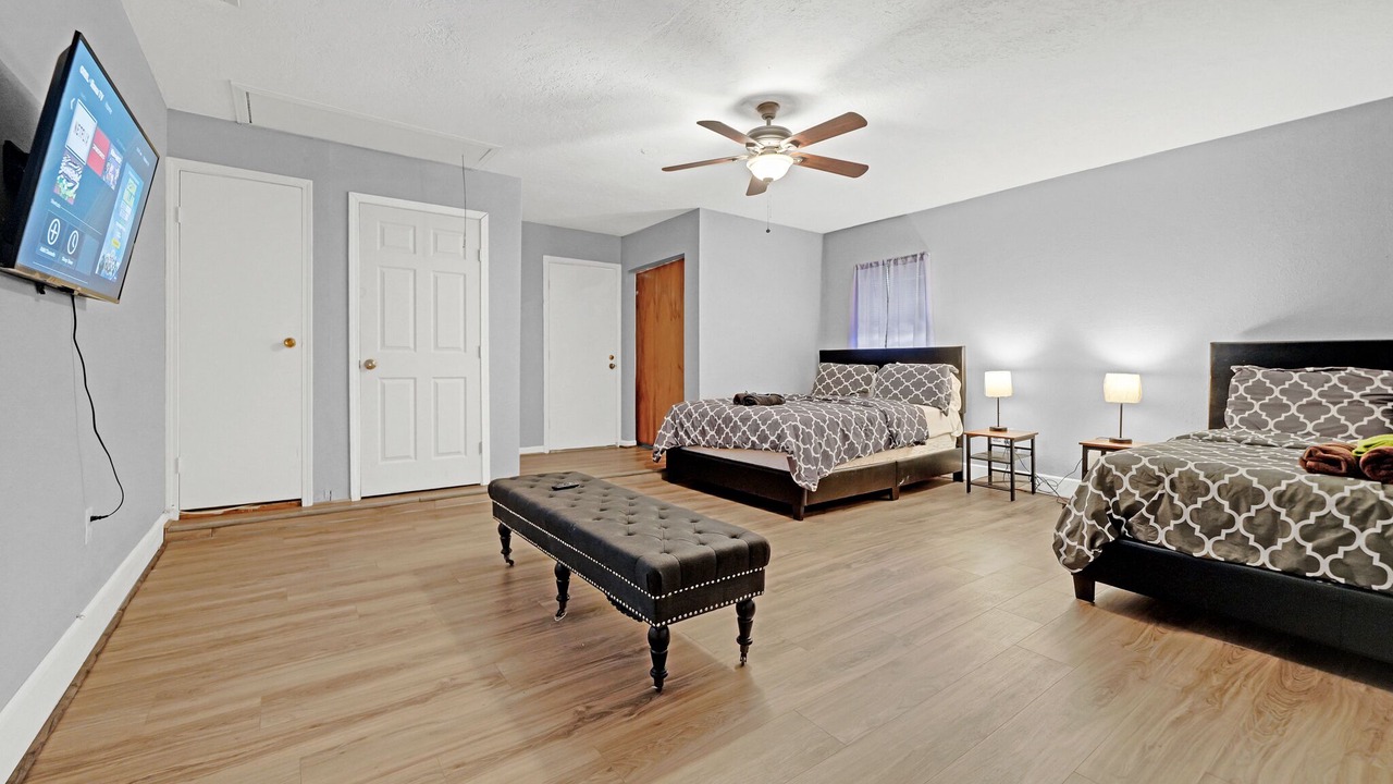 Photo of Bedroom in Cloverleaf