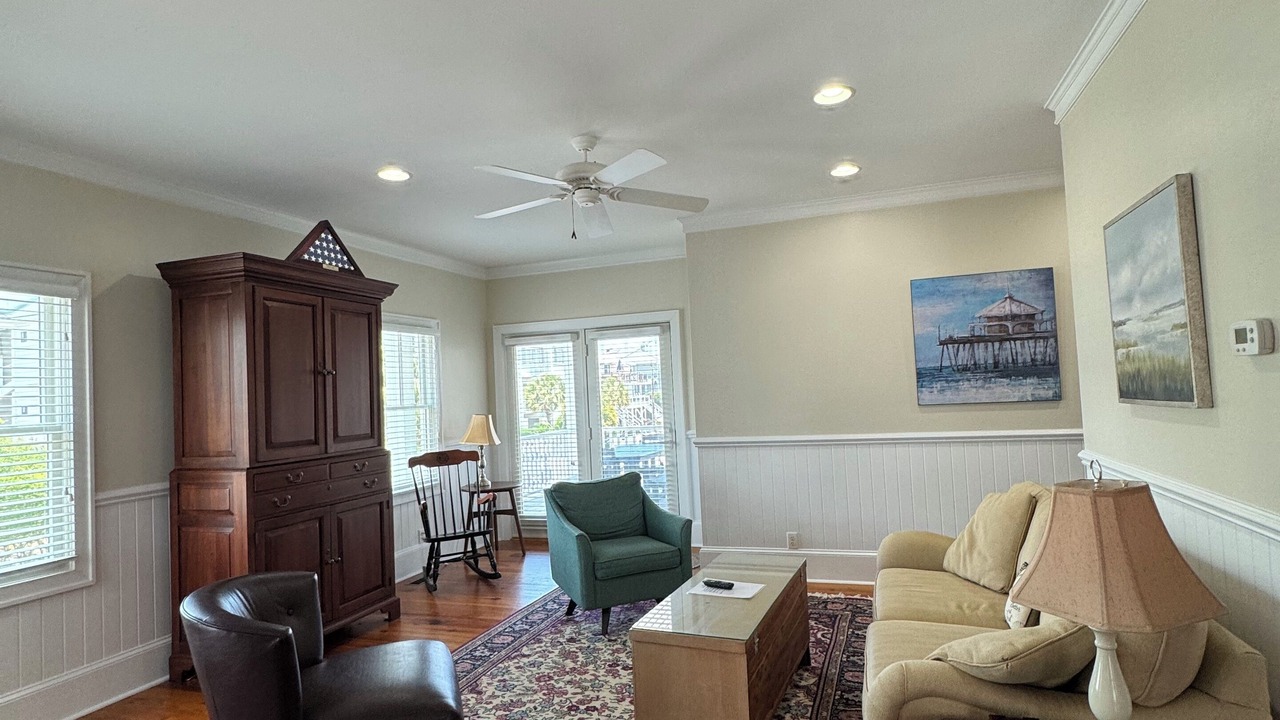 Photo of Livingroom in Wrightsville Beach
