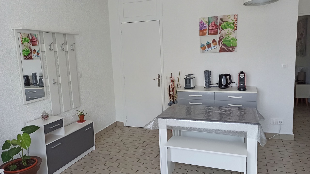 Photo of Others in Lens