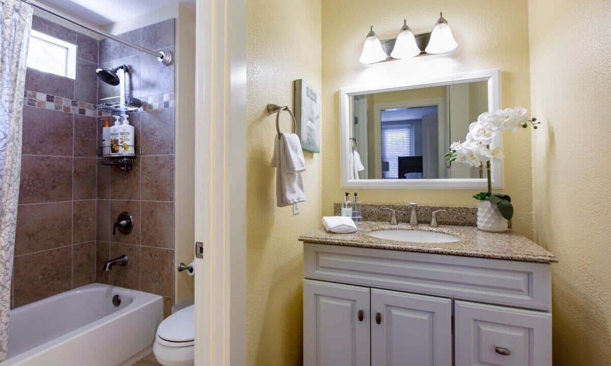 Photo of Bathroom in Northside