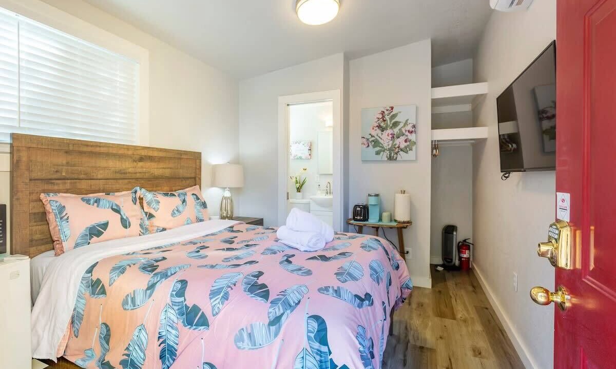 Photo of Bedroom in Northside