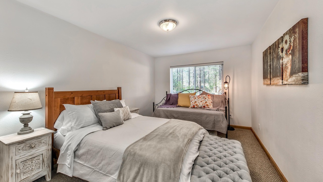 Photo of Bedroom in Rancho Bijou