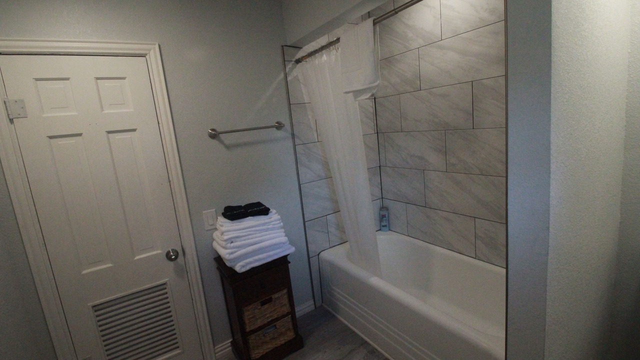Photo of Bathroom in Lone Oak