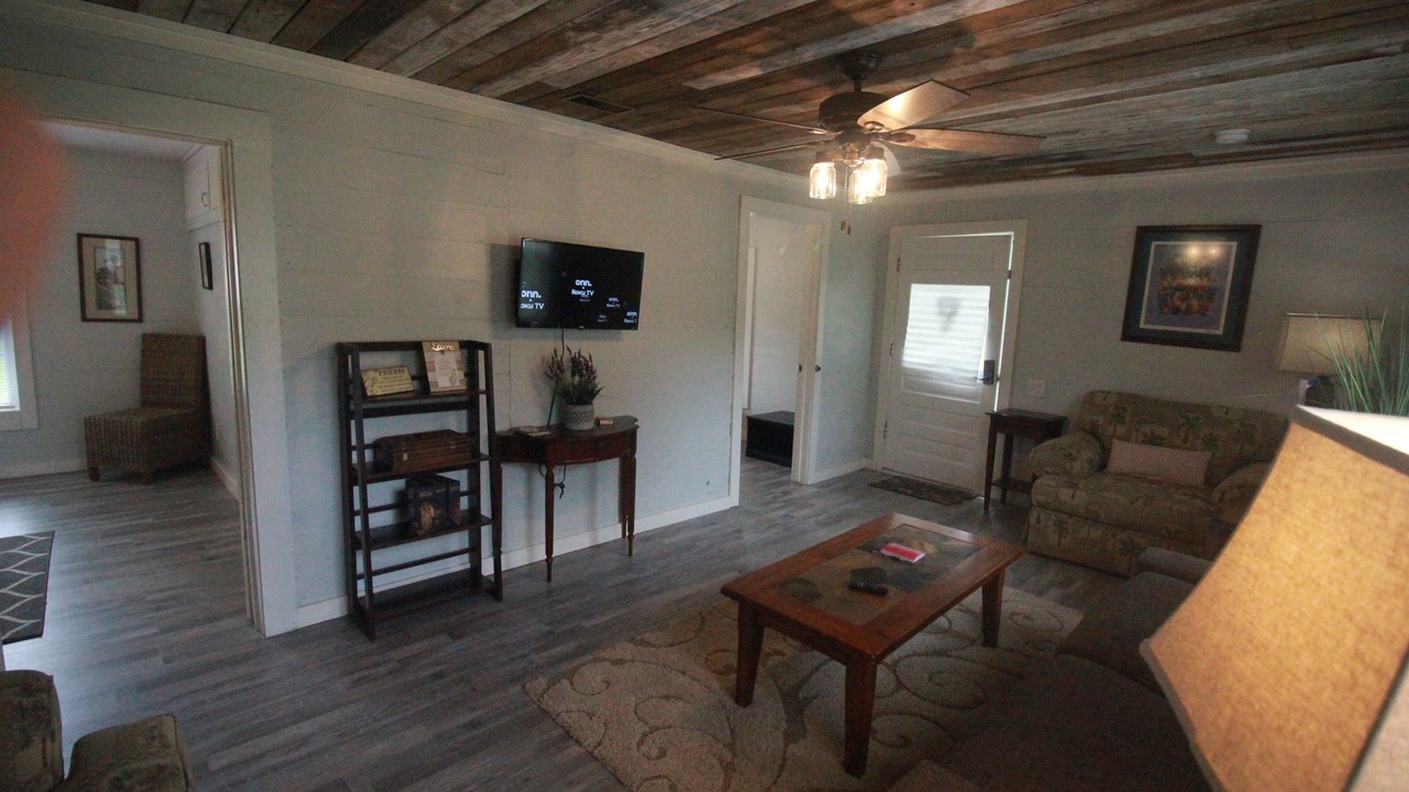 Photo of Livingroom in Lone Oak