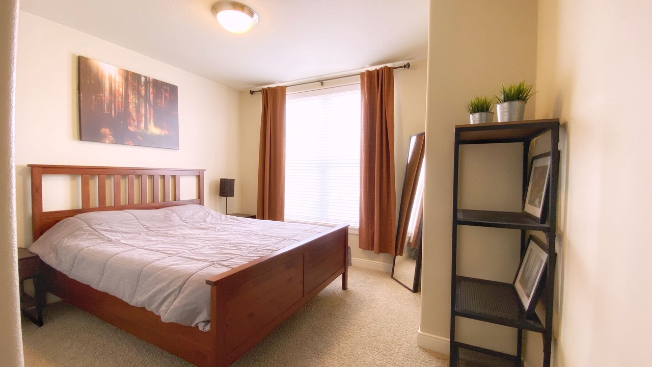 Photo of Bedroom in Orenco Station