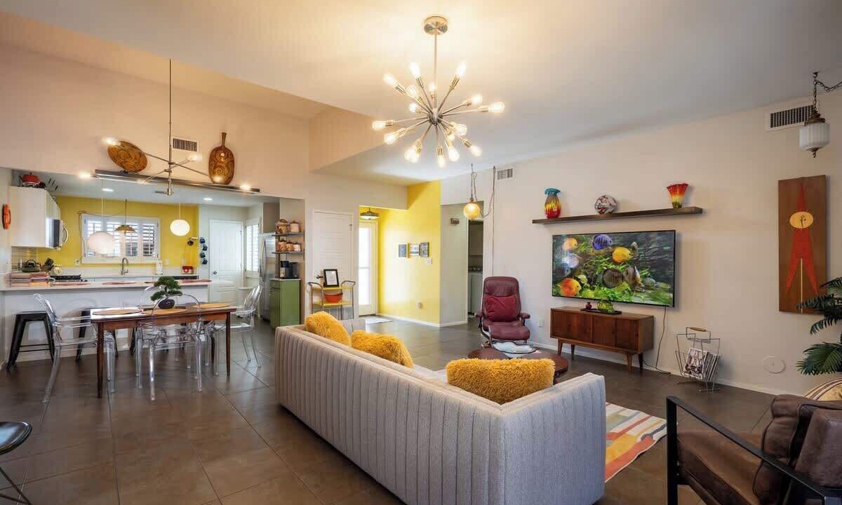 Photo of Livingroom in Northeast El Paso