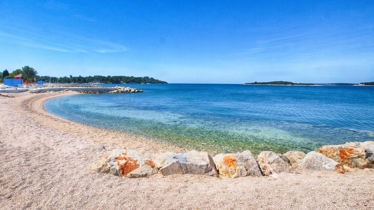 Photo of Others in Pula