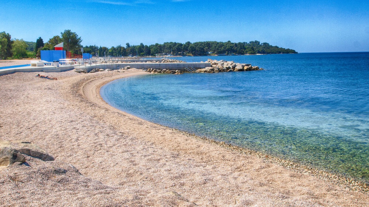 Photo of Others in Pula