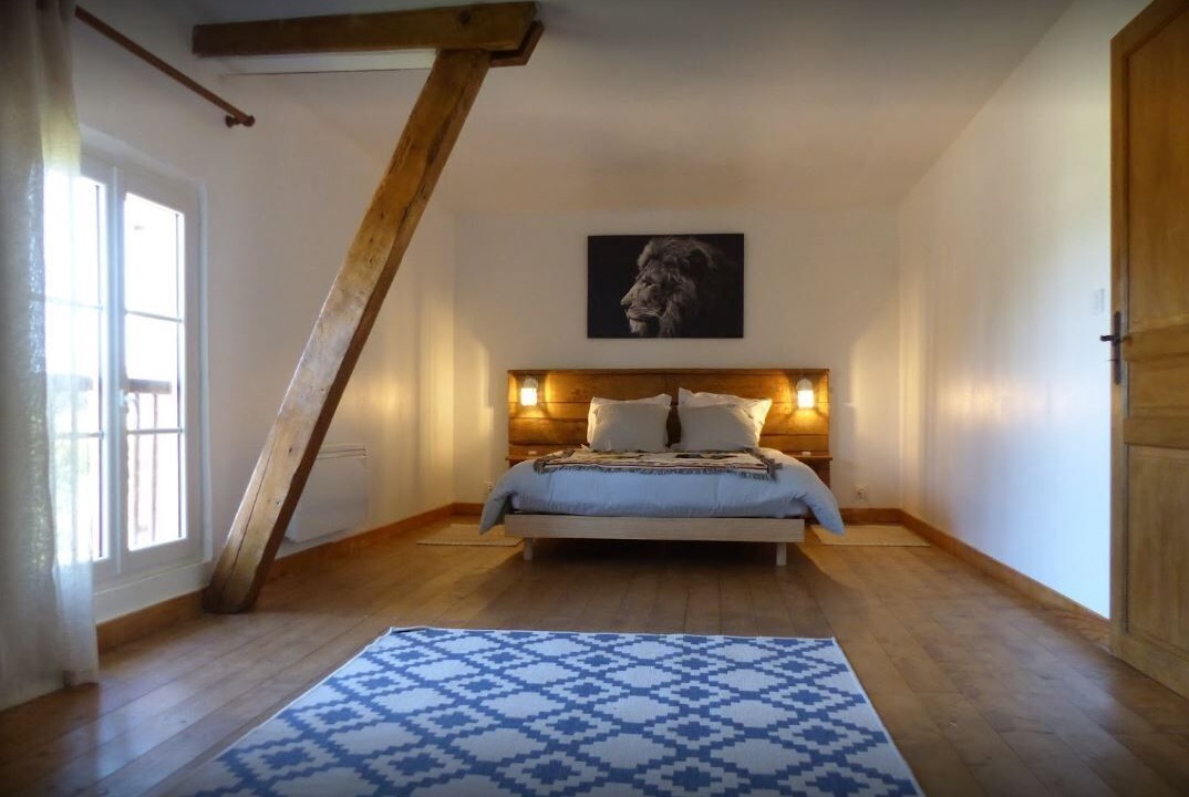Photo of Bedroom in Saint-Pourcain-sur-Besbre