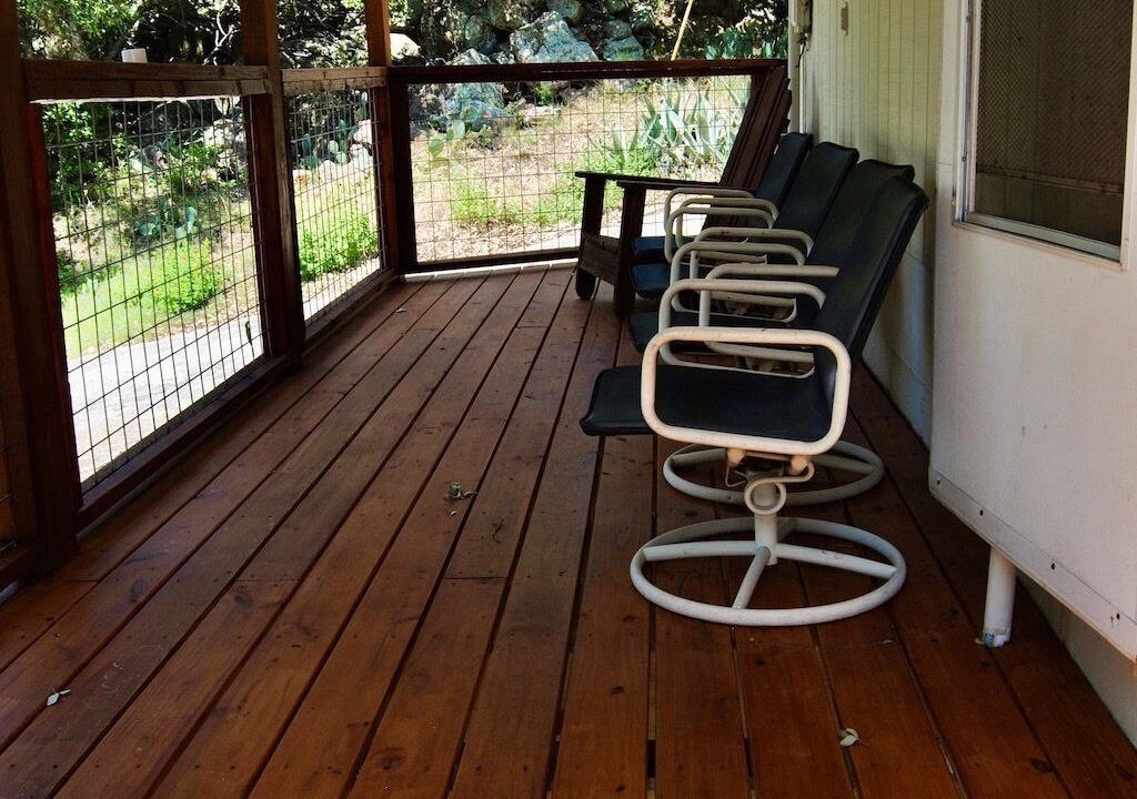Photo of Patio Balcony in Buchanan Dam