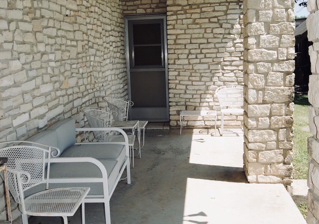 Photo of Patio Balcony in Buchanan Dam