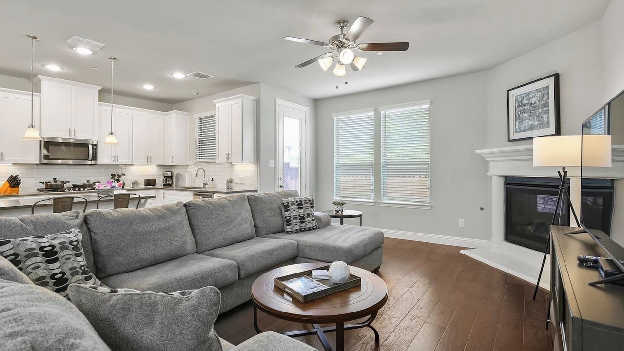 Photo of Livingroom in Cowley