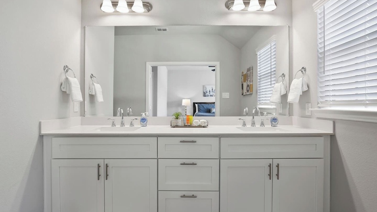 Photo of Bathroom in Cowley