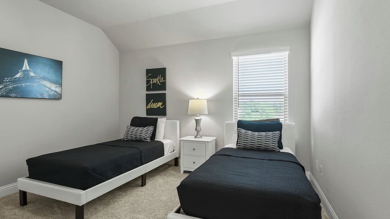 Photo of Bedroom in Cowley