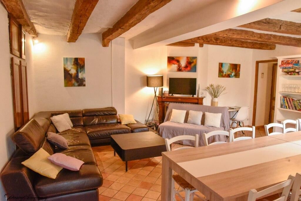 Photo of Livingroom in Montbazon