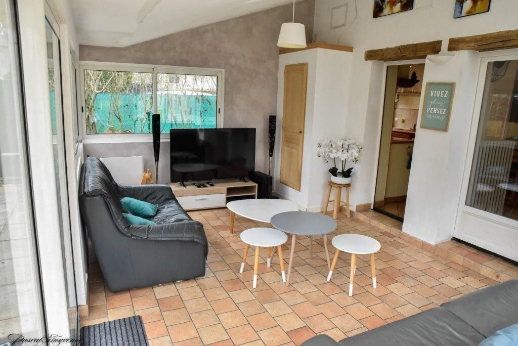 Photo of Livingroom in Montbazon