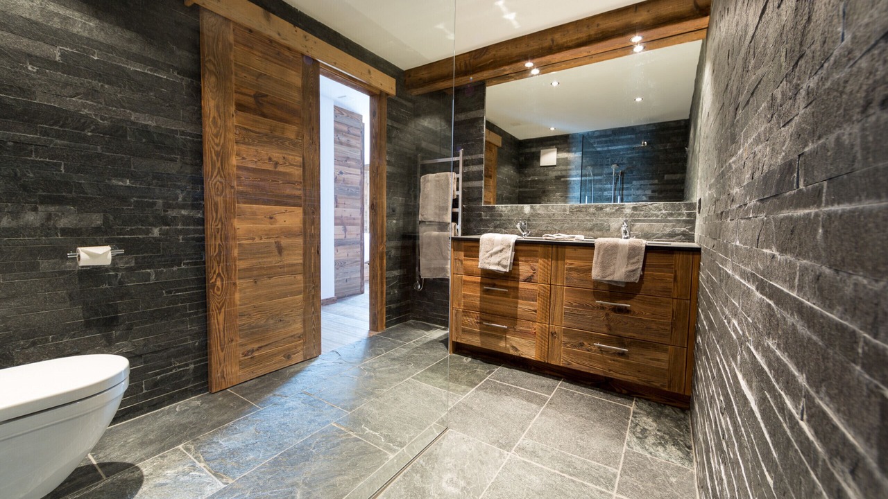 Photo of Bathroom in Saint-Pierre-de-Clages