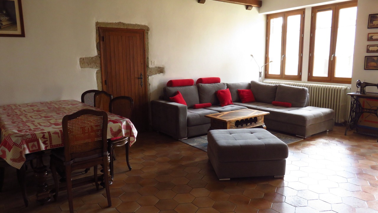 Photo of Livingroom in Boyer