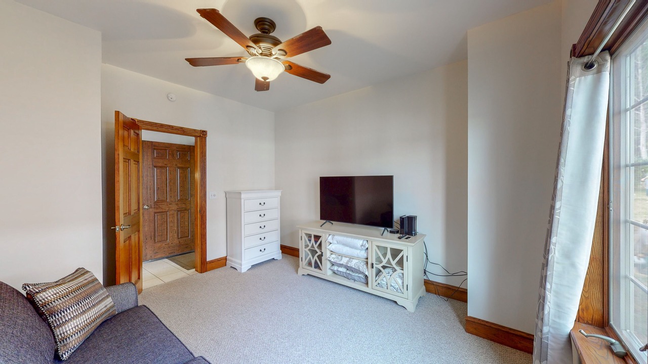 Photo of Bedroom in Hammondsport