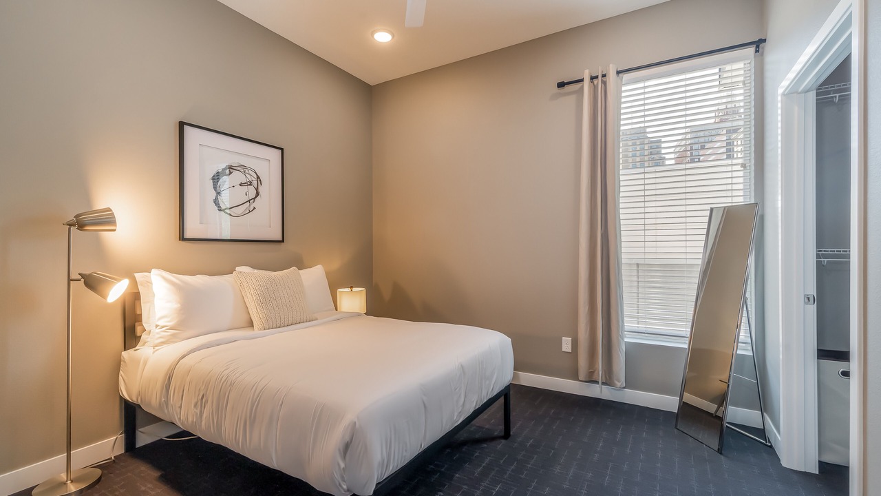 Photo of Bedroom in Downtown Des Moines