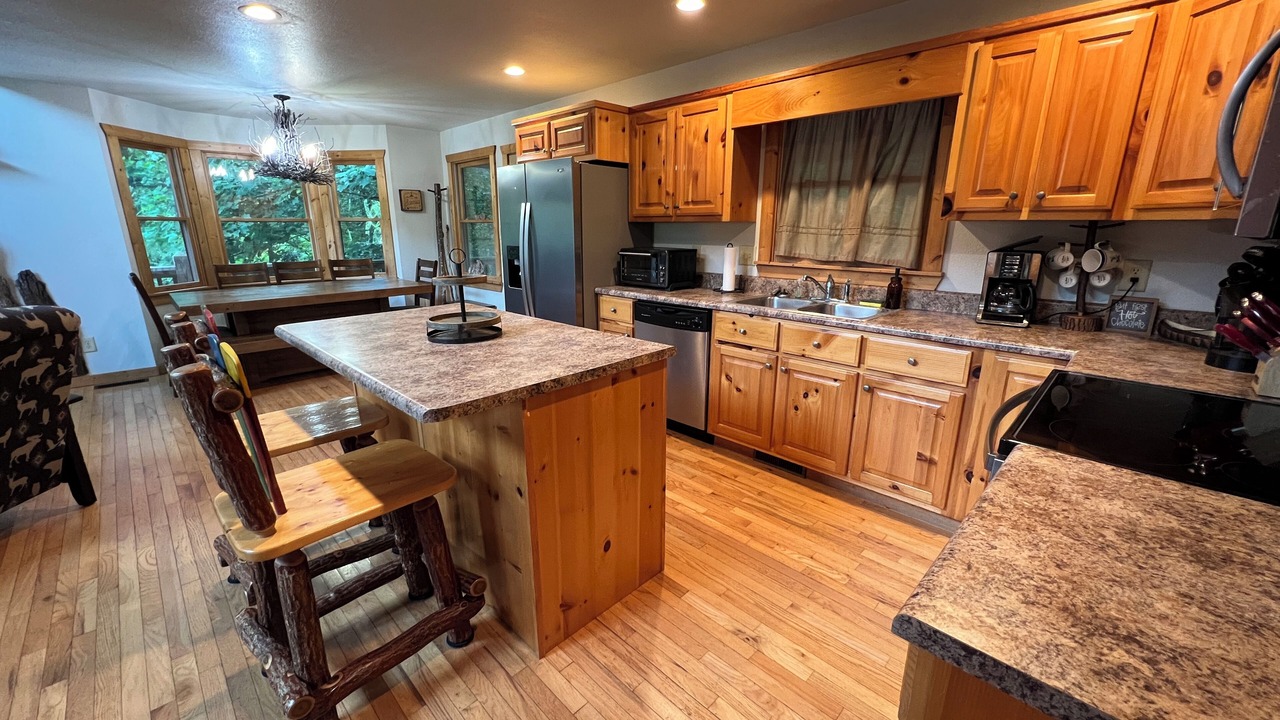 Photo of Others in Murphy