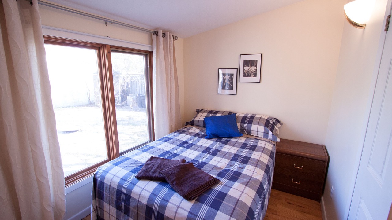 Photo of Bedroom in Wasaga Beach