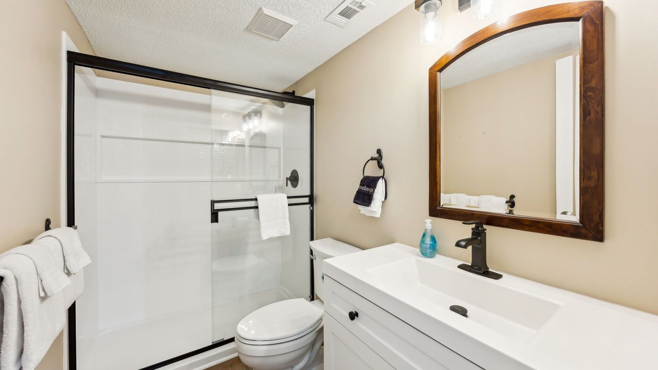 Photo of Bathroom in Fernandina Beach