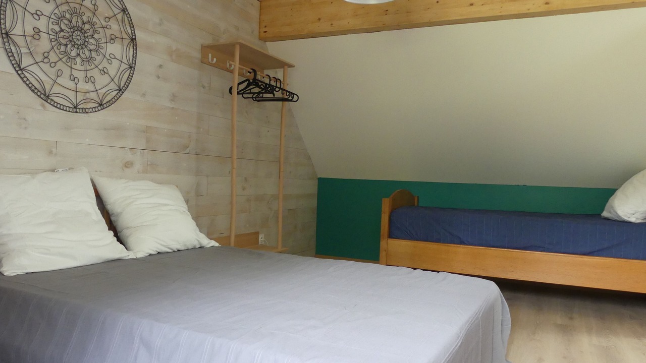 Photo of Bedroom in Campan