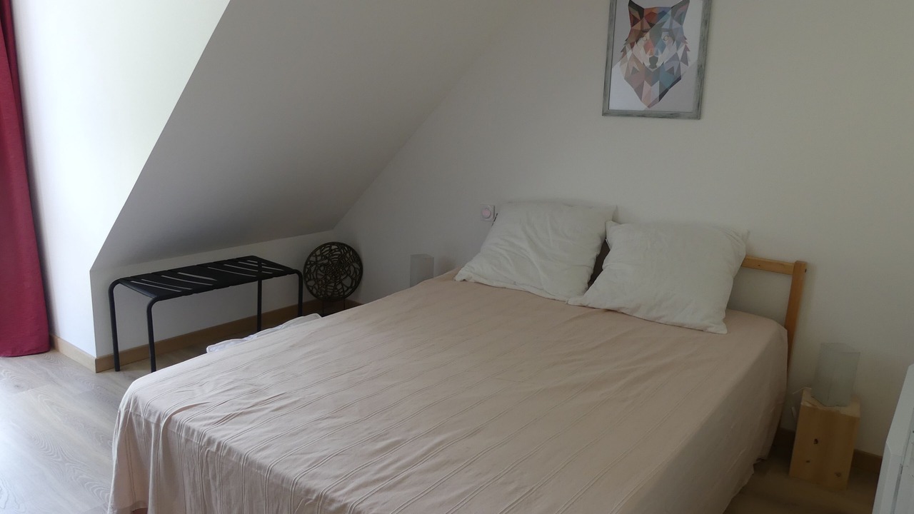 Photo of Bedroom in Campan