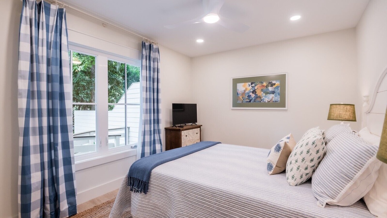Photo of Bedroom in Shipyard Plantation