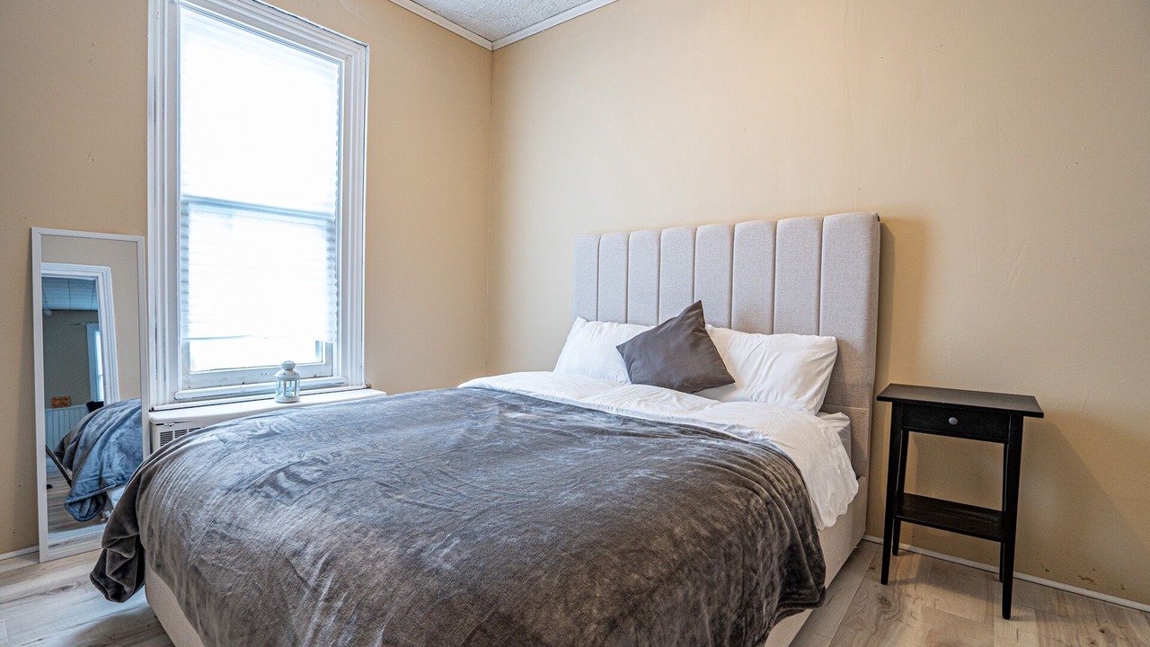 Photo of Bedroom in Fonthill
