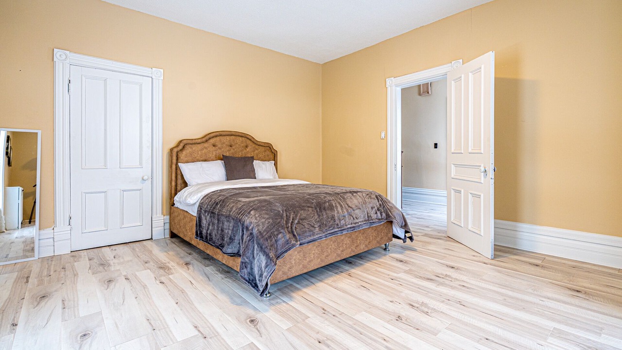 Photo of Bedroom in Fonthill