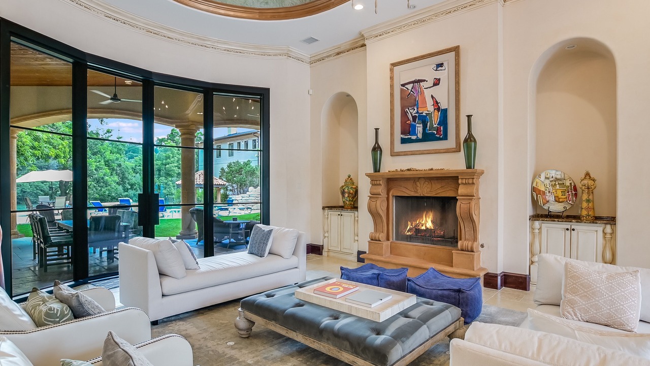 Photo of Livingroom in Lower Basin Lake Travis