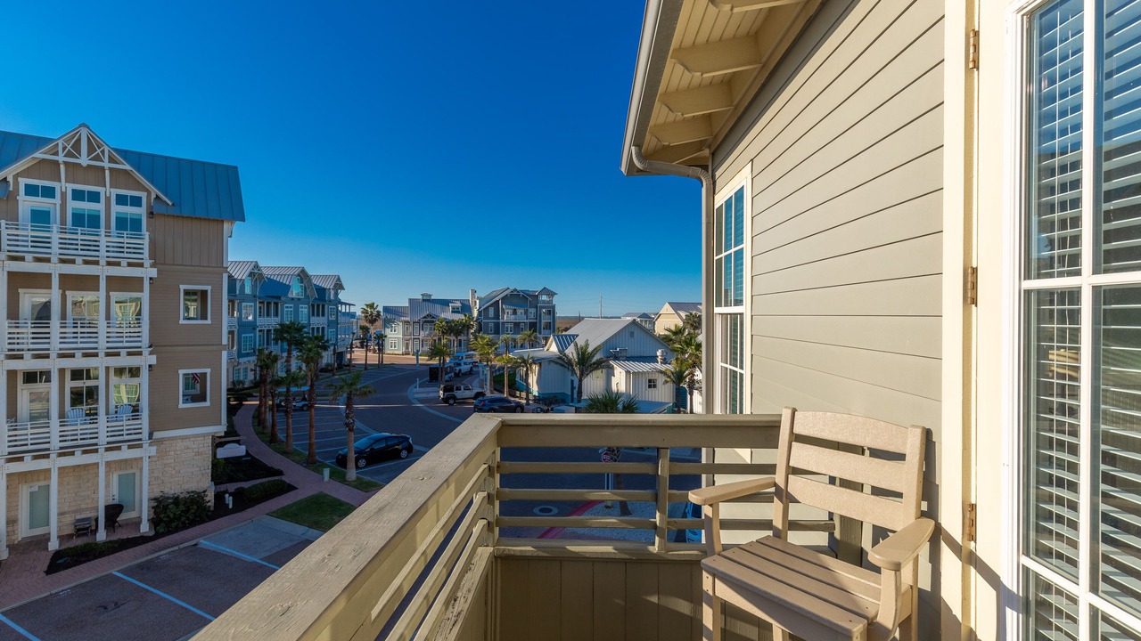 Photo of Patio Balcony in Cinnamon Shore