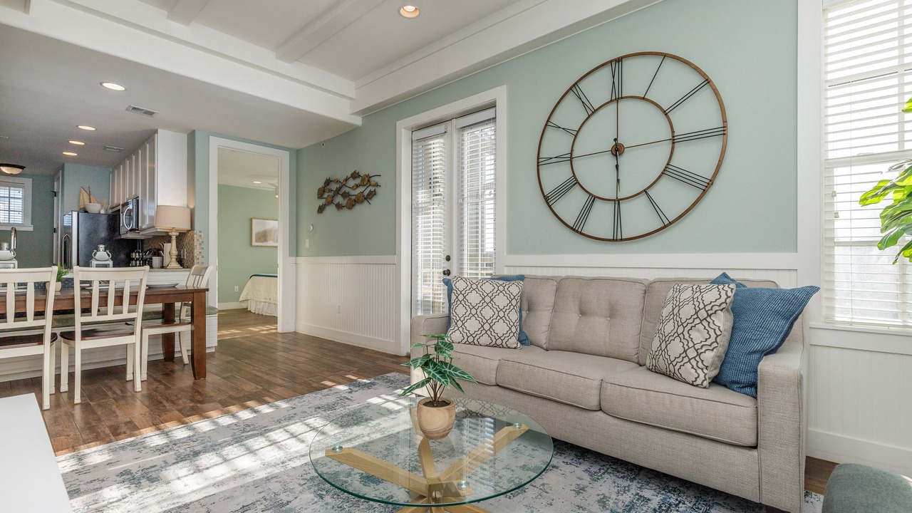 Photo of Livingroom in Cinnamon Shore
