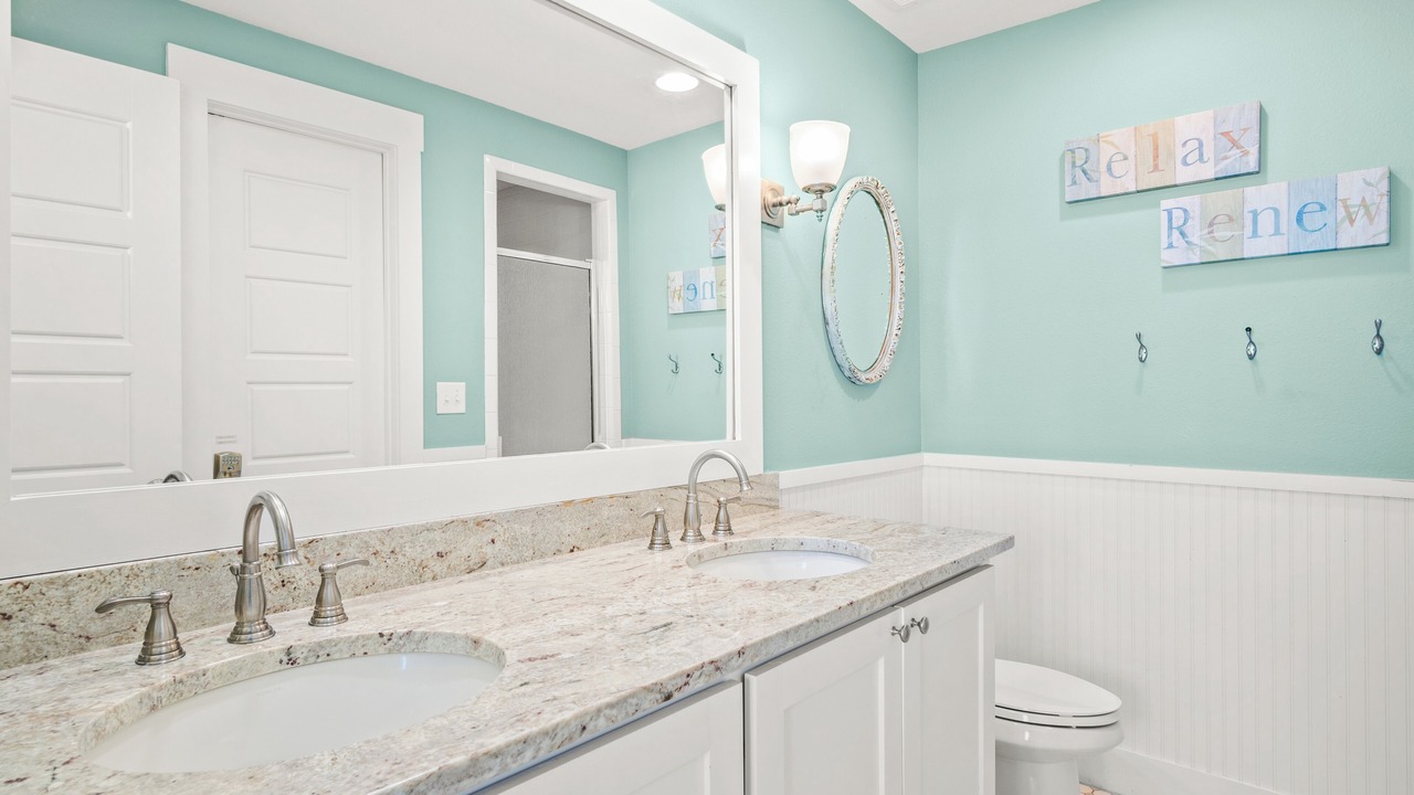 Photo of Bathroom in Cinnamon Shore