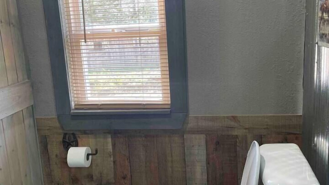 Photo of Bathroom in Eminence