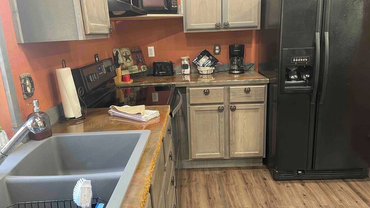 Photo of Kitchen in Eminence