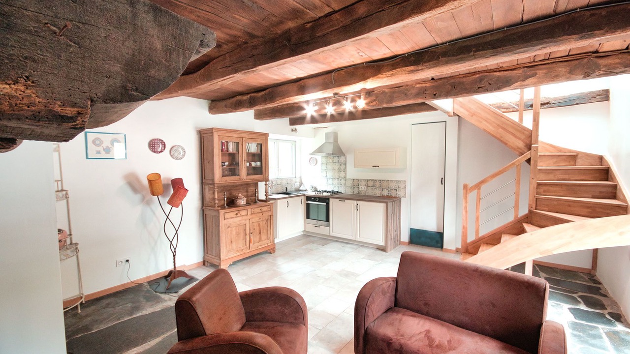 Photo of Livingroom in Perret