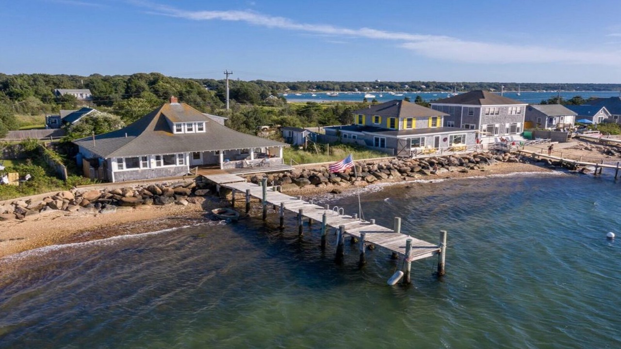 Photo of Others in East Chop