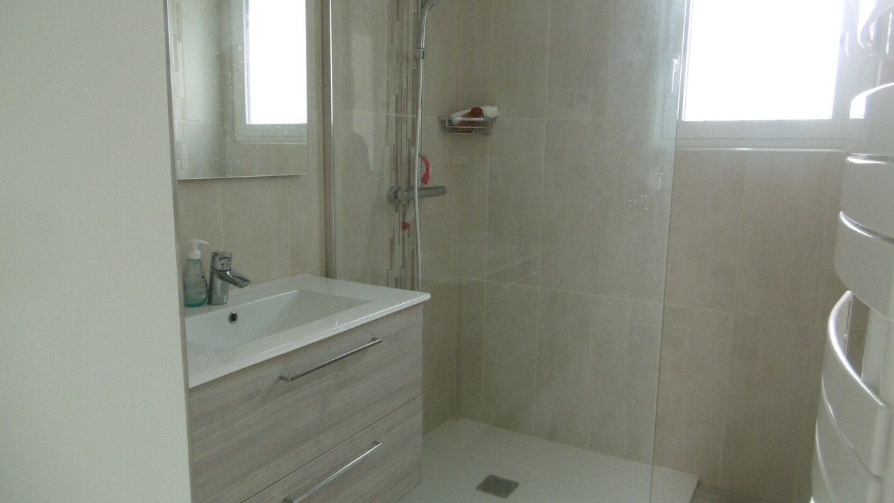 Photo of Bathroom in Le Chateau-d'Oleron