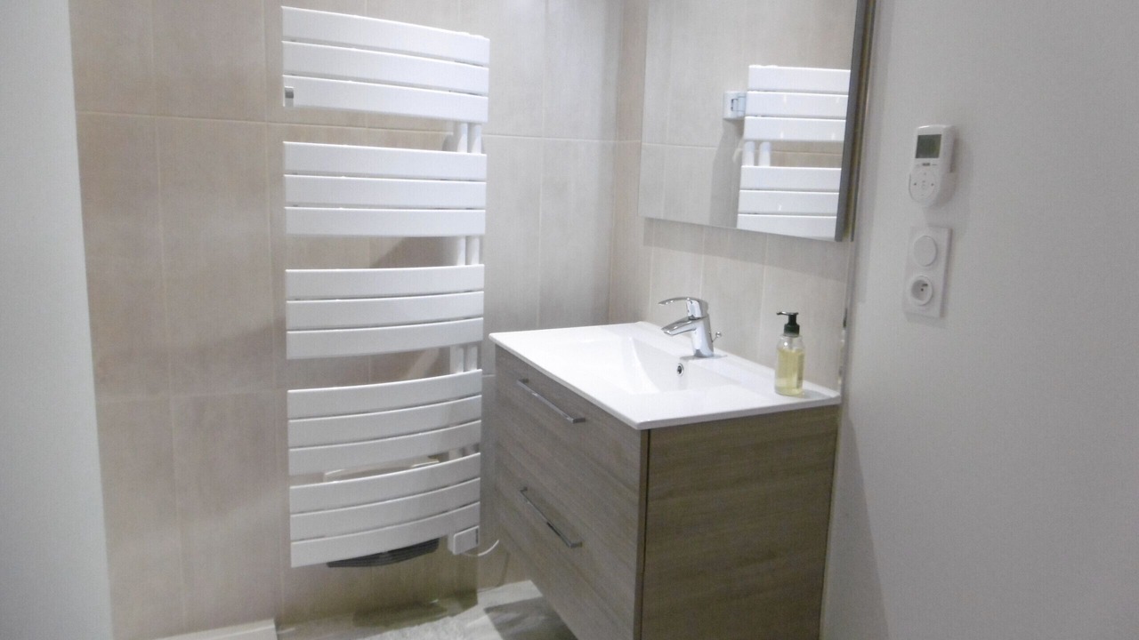Photo of Bathroom in Le Chateau-d'Oleron