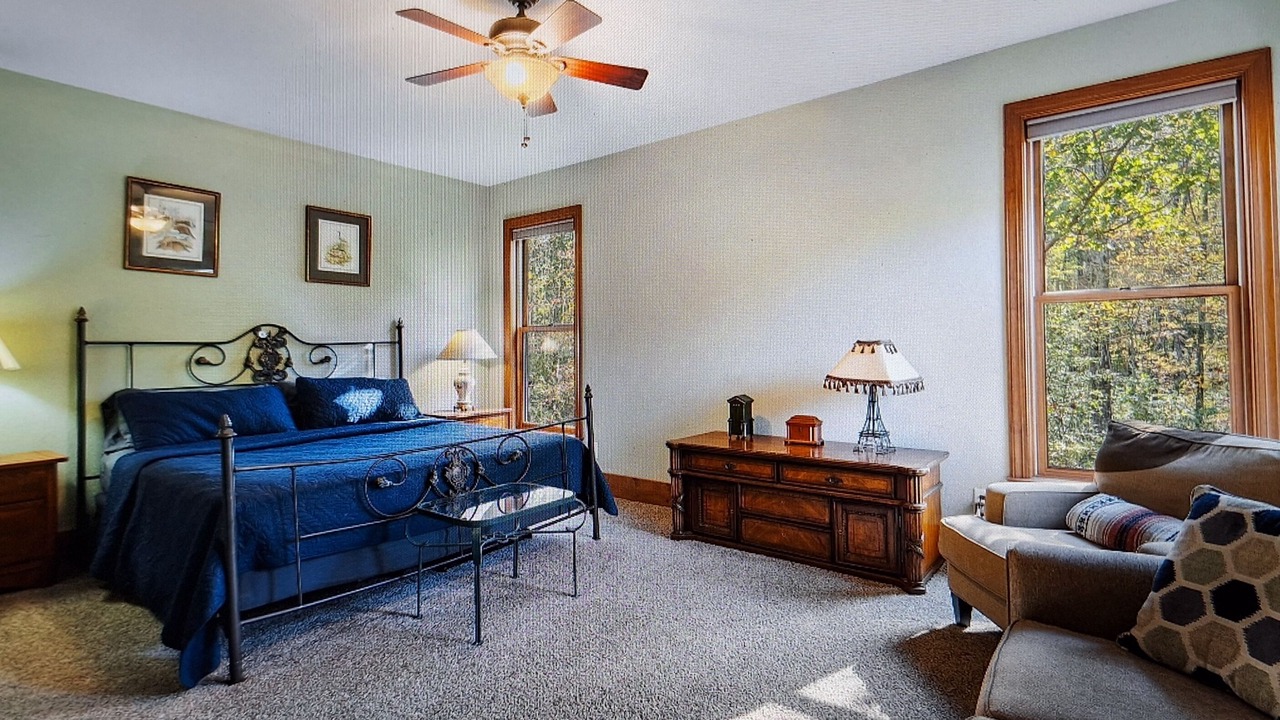 Photo of Bedroom in Johns Creek