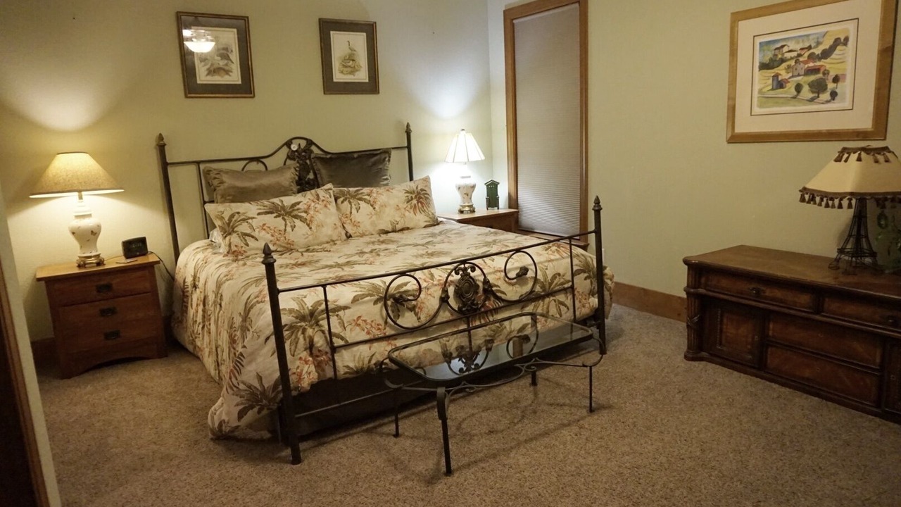 Photo of Bedroom in Johns Creek