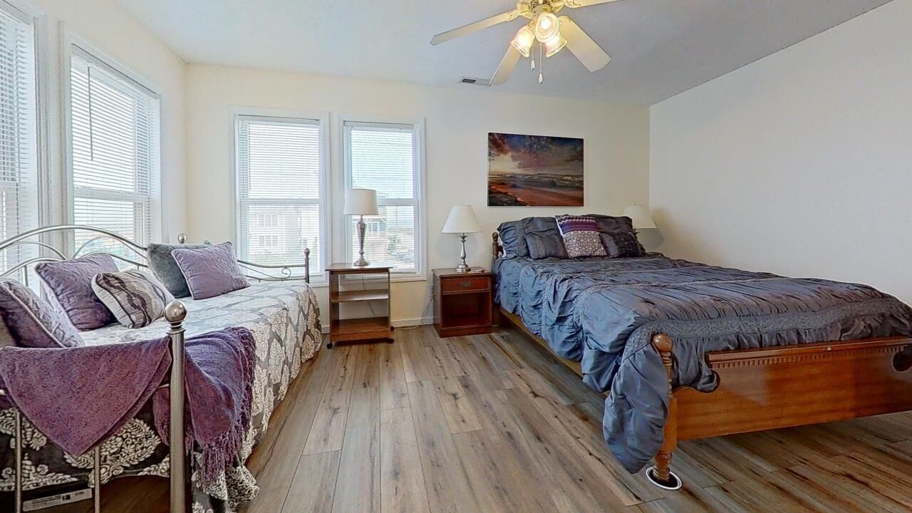 Photo of Bedroom in Surf City