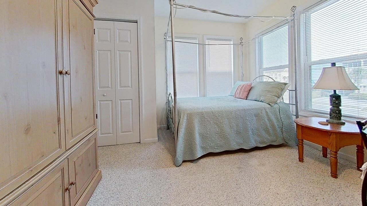 Photo of Bedroom in Surf City