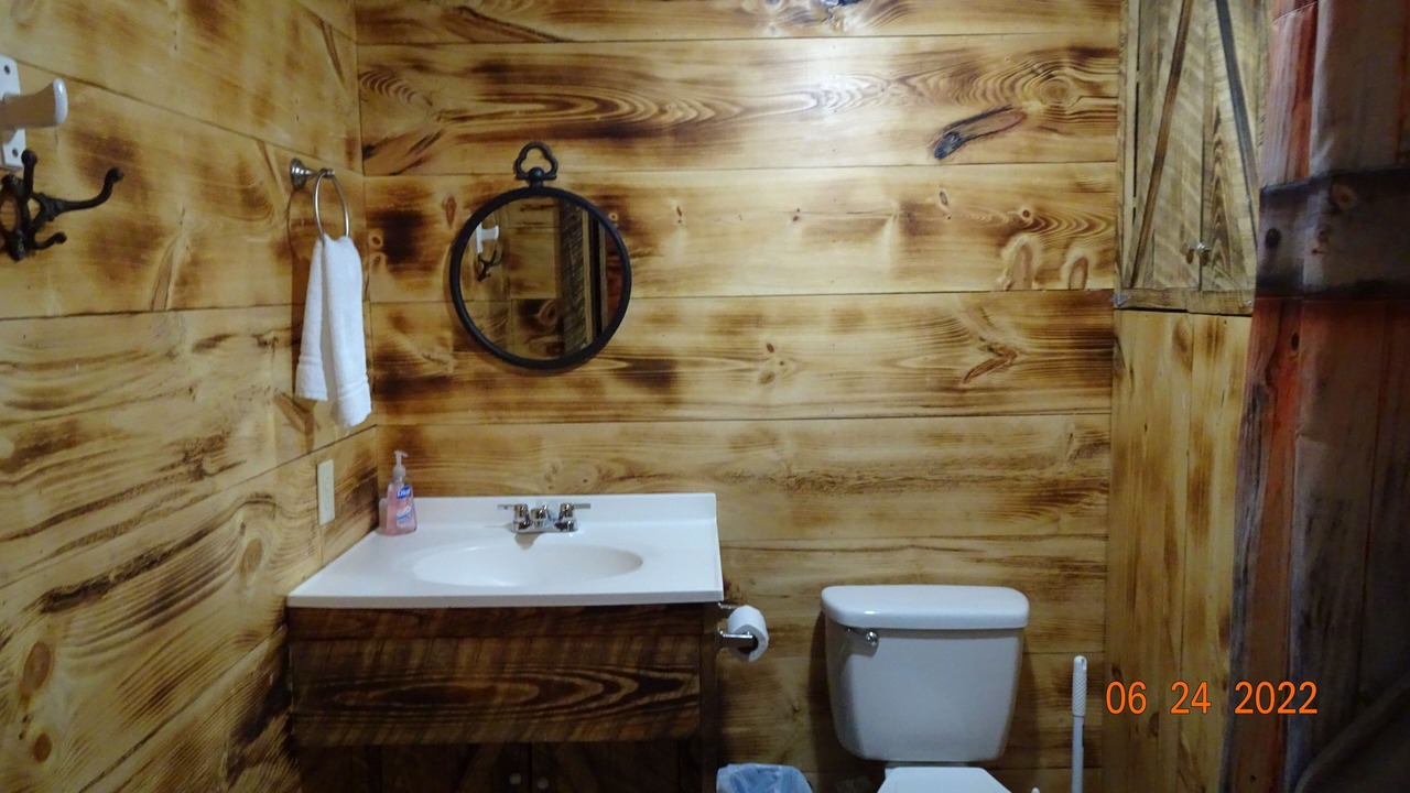 Photo of Bathroom in Pittsburg